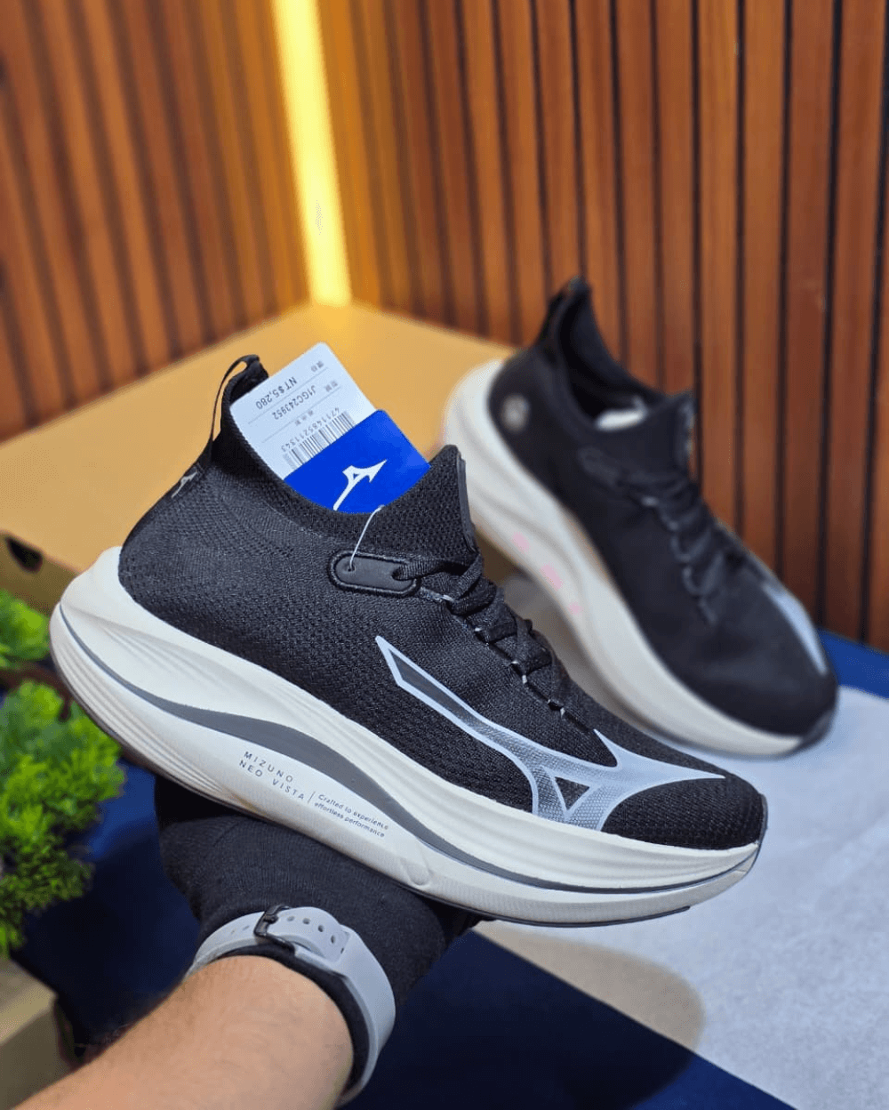 Mizuno Neo Vista Running Shoes For Men 3 Mizuno Neo Vista Running Shoes For Men - First Copy